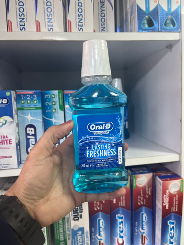 دهـانشـویـه اورال بی (Oral-B) مـدل Arctic Mint حـجـم ۲۵۰ مـیـل