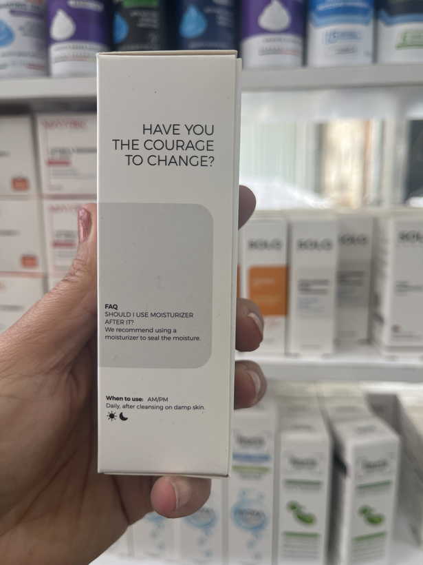 سرم آبرسان هیالورونیک اسید و نیاسینامید سولو 30 میل
