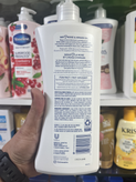 لوسیون بدن نرم کننده سن تیوز (St. Ives) مدل گل رز و روغن آرگان