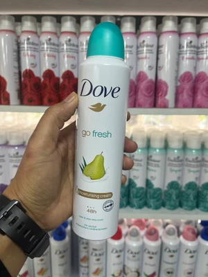 اسپری ضدتعریق زنانه داو مدل Go Fresh - رایحه گلابی و آلوئه‌ورا - بدون الکل (حجم ۲۵۰ میل)