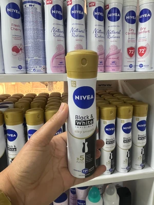 اسپری ضد تعریق Niveaنیوآ مدل Black & White سری Silky Smooth - محافظت ۷۲ ساعته و ضد لک۱۵۰ میل